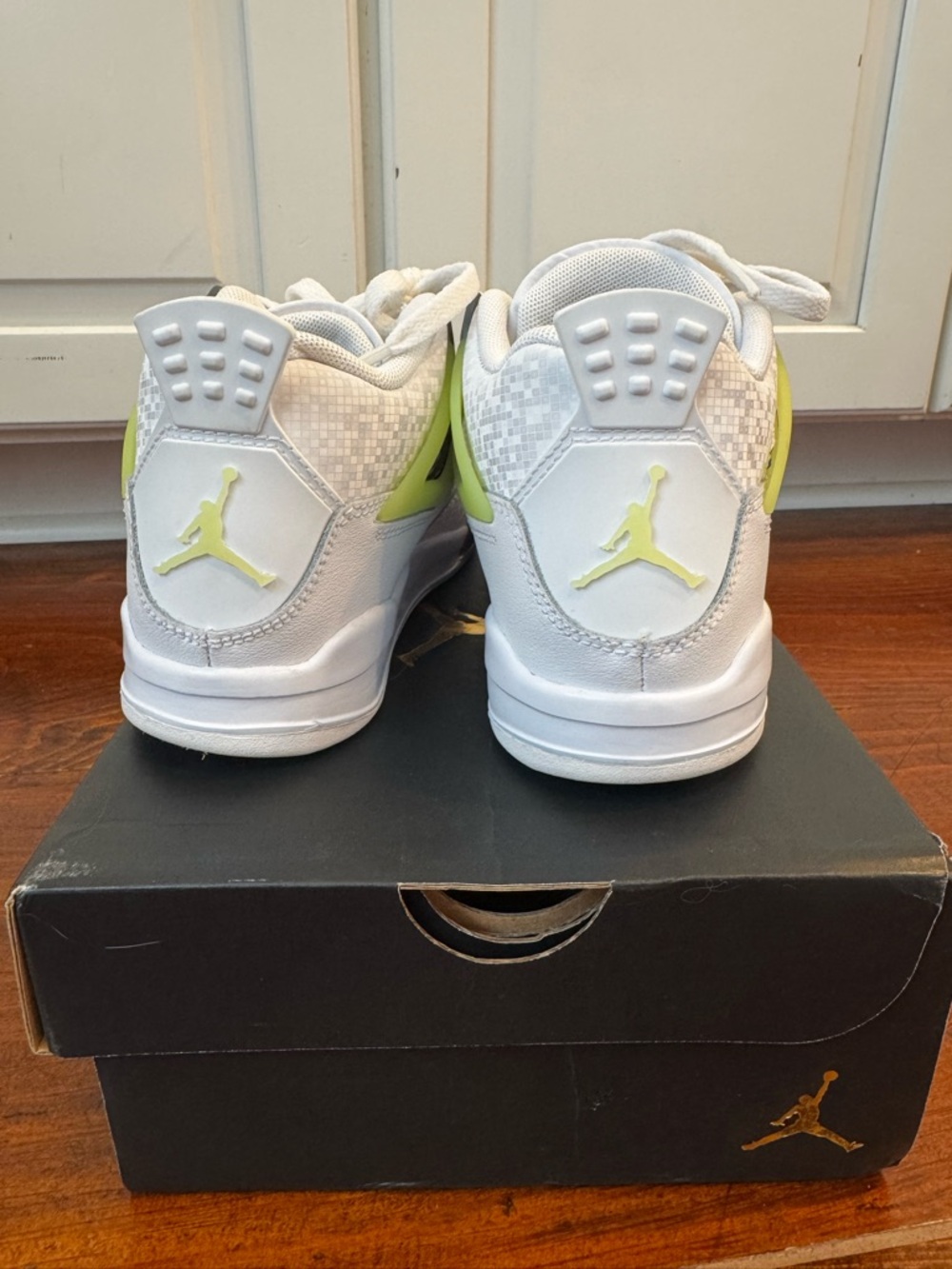 Jordan 4 Retro PS Kids' White/Lemon Twist. 13C NIB - Picture 5 of 10